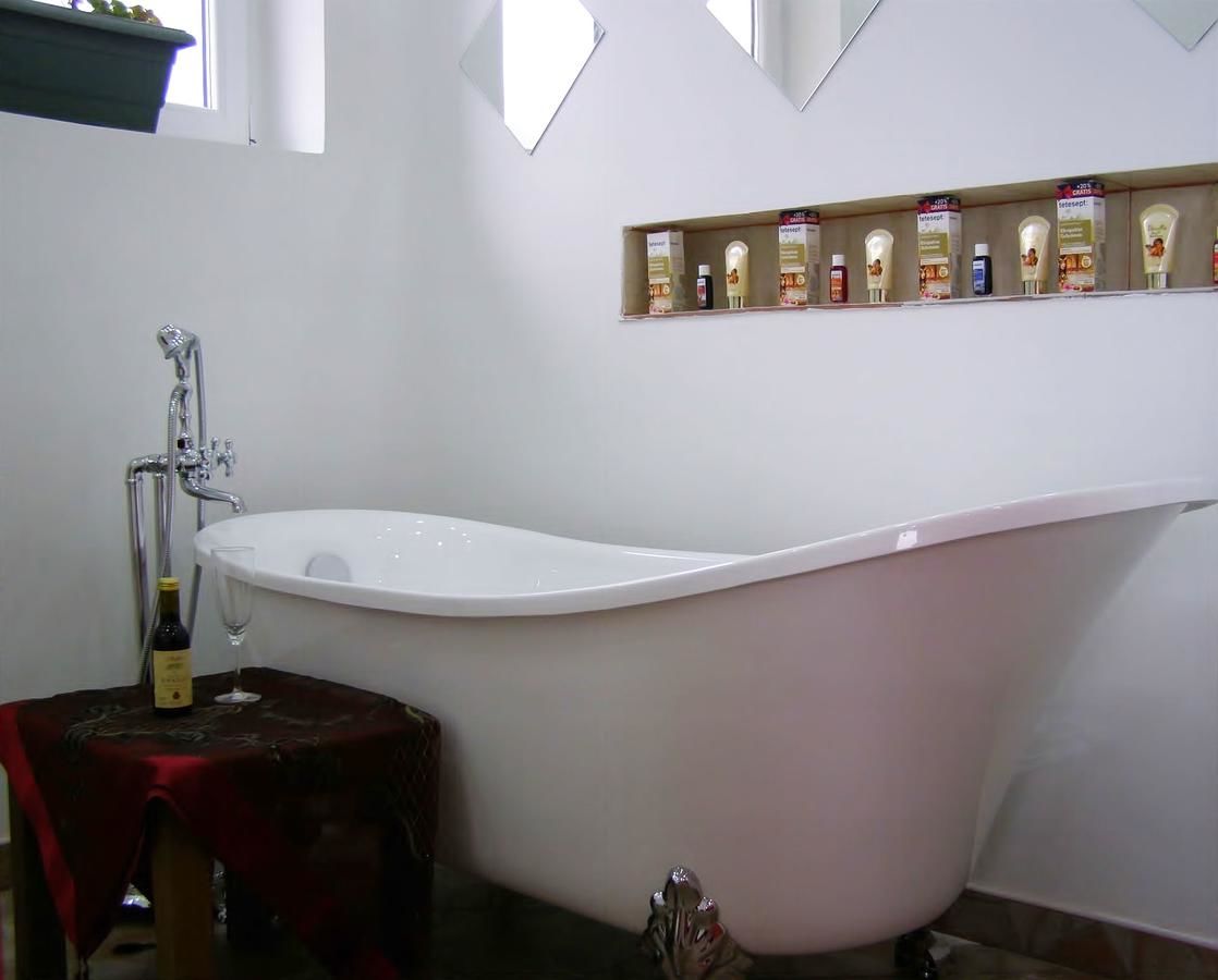 Отель Hotel Wellness & Spa Angelo Gabriel Петровац