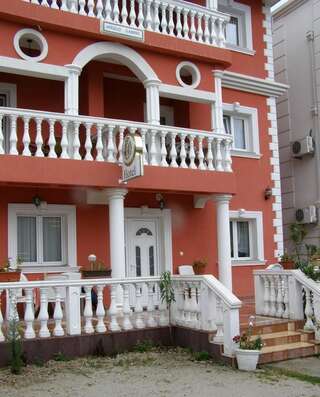 Отель Hotel Wellness & Spa Angelo Gabriel Петровац Трехместный номер Делюкс-5