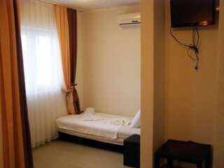 Отель Hotel Wellness & Spa Angelo Gabriel Петровац Номер-студио с балконом-3
