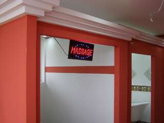 Отель Hotel Wellness & Spa Angelo Gabriel Петровац Трехместный номер с балконом-3