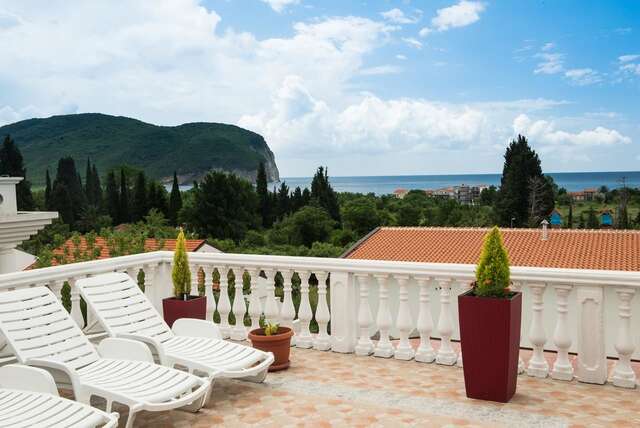 Отель Hotel Wellness & Spa Angelo Gabriel Петровац-33
